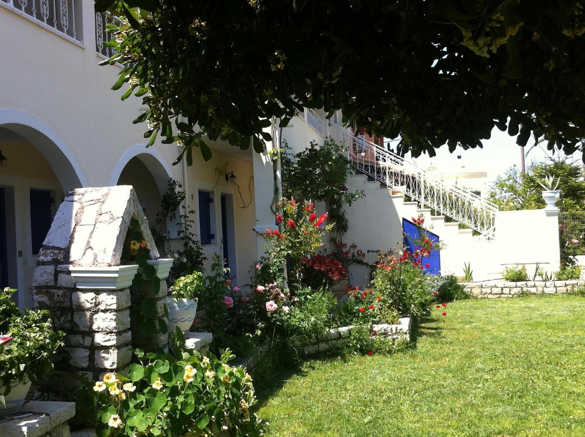 Angelina Apartments Roda  Exterior photo